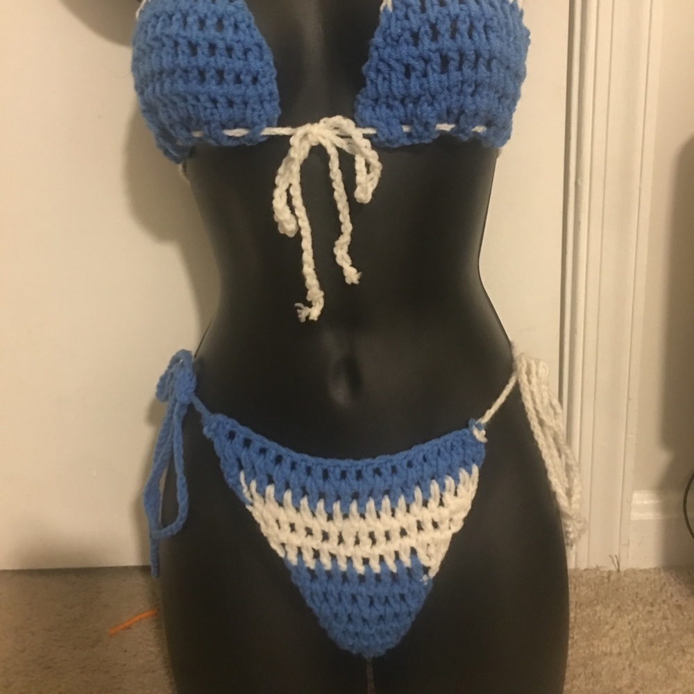 2 piece bikini wear